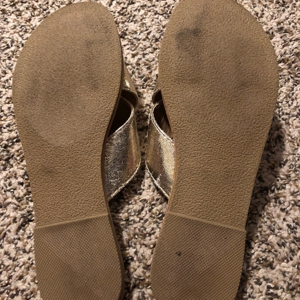 New Direction Sandals - Picture 4 of 4